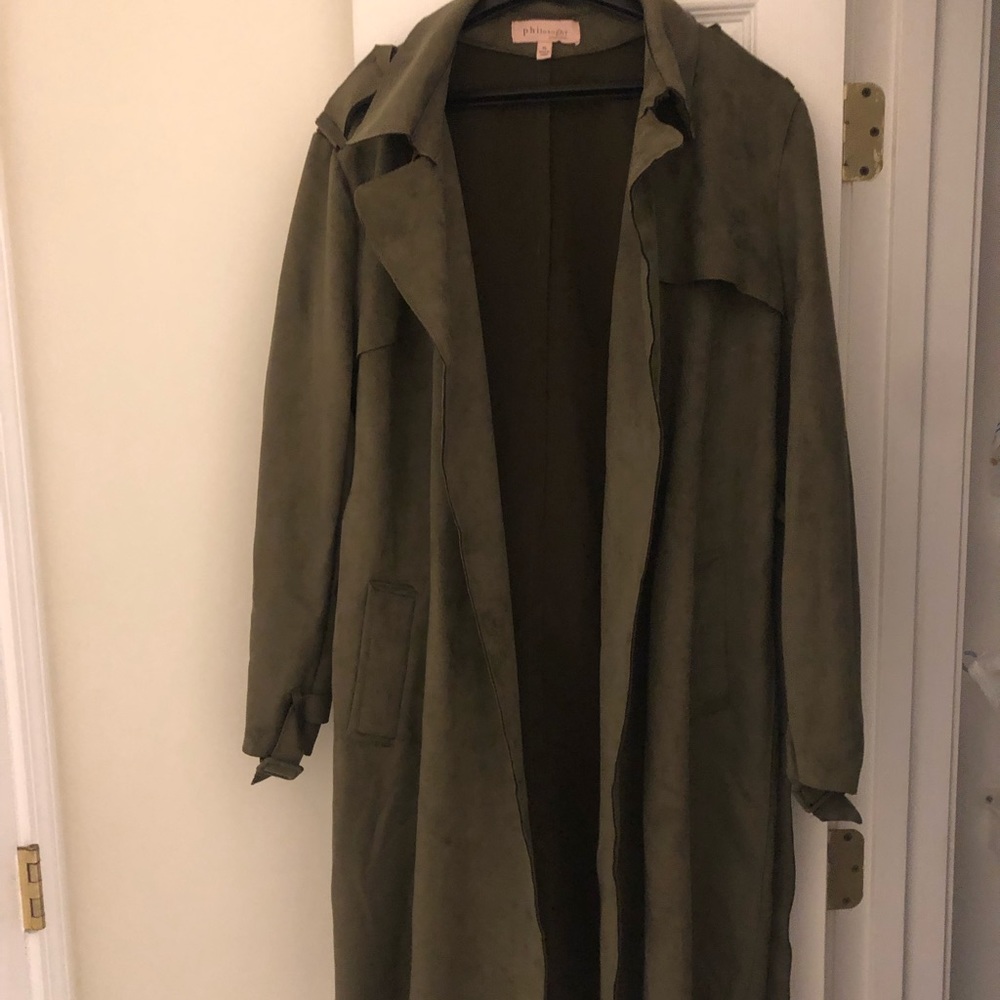 Beautiful and very soft army green trench coat.